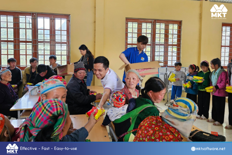 Charity Program "Sharing Love - Towards the Community" Charity Program "Sharing Love - Towards the Community"